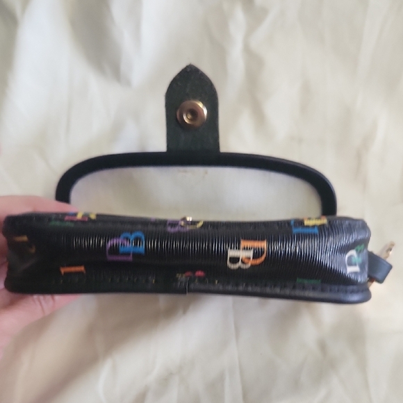 Dooney & Bourke Black Clutch with Leather Trim Vintage - Picture 5 of 7